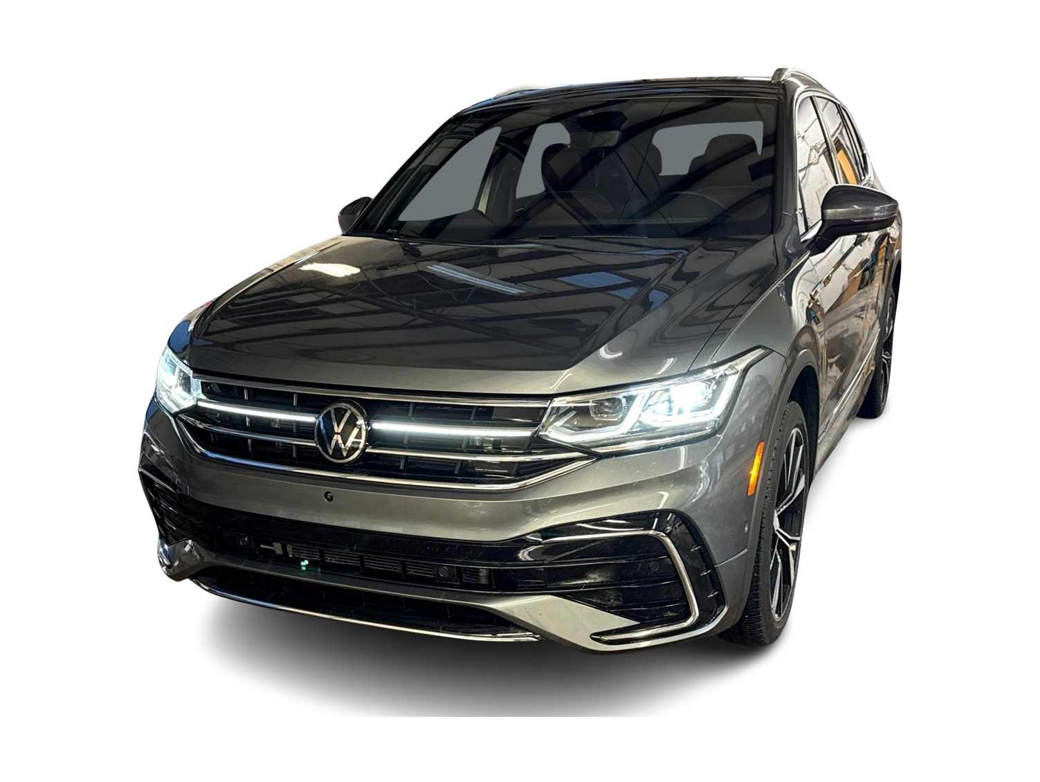 Thumbnail: 2024 Volkswagen Tiguan - 1