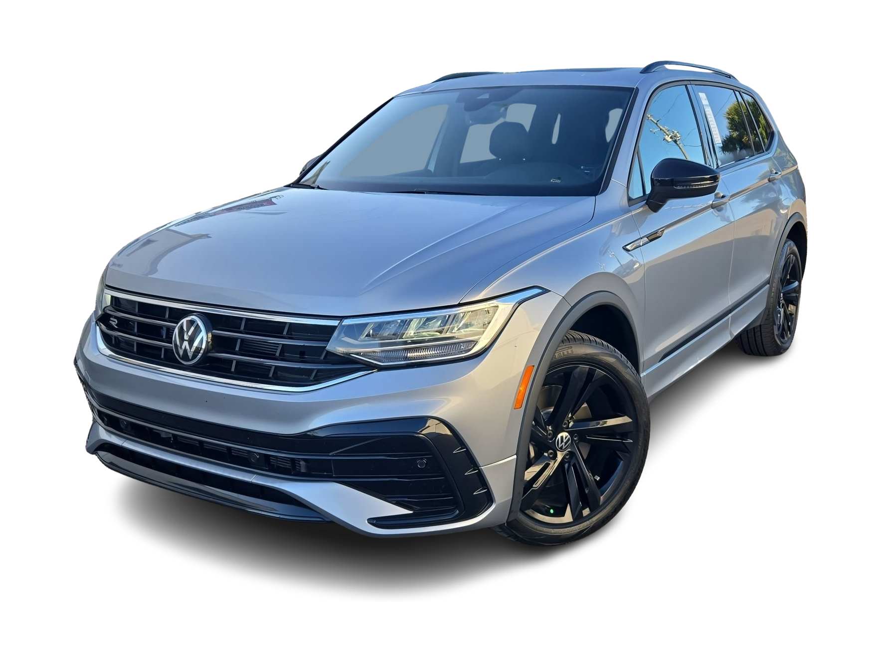 Thumbnail: 2023 Volkswagen Tiguan - 1