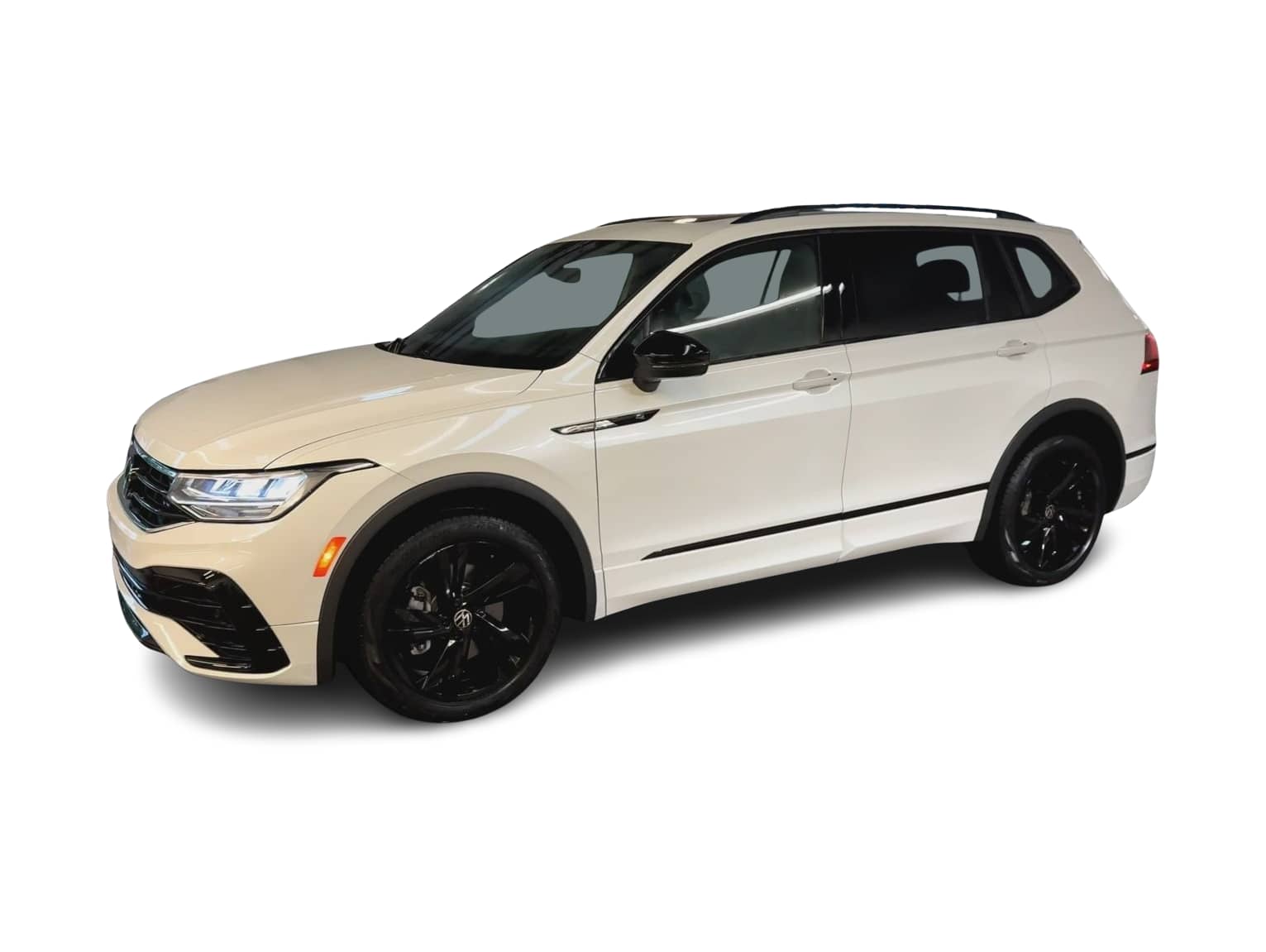 Thumbnail: 2024 Volkswagen Tiguan - 1