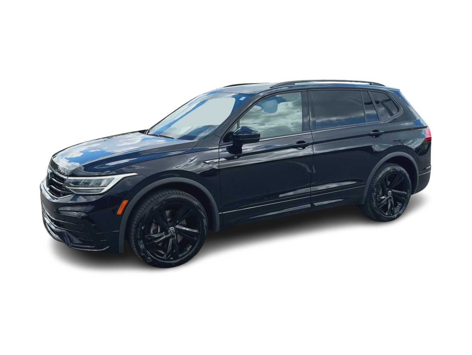 Thumbnail: 2024 Volkswagen Tiguan - 1