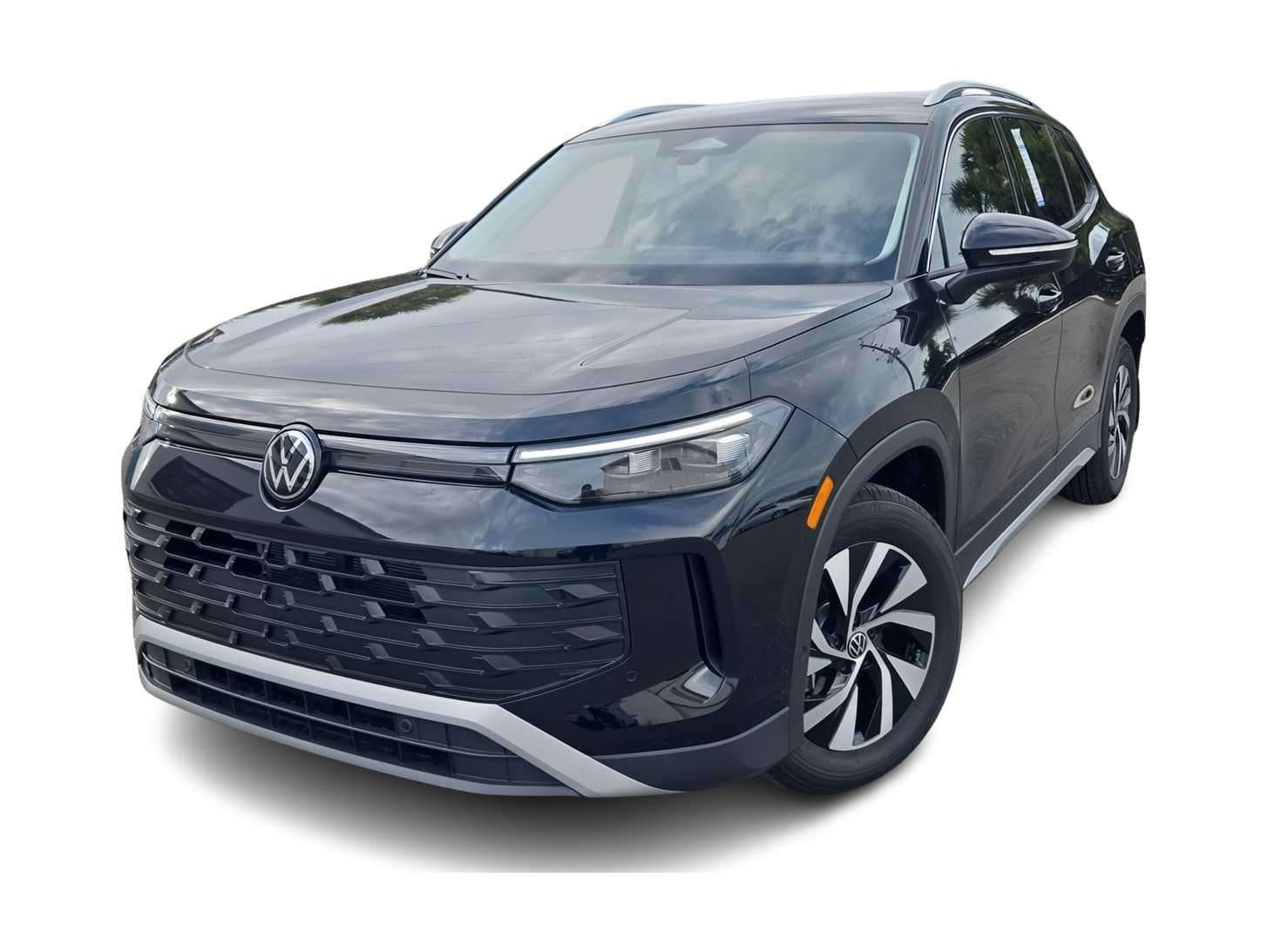 Thumbnail: 2026 Volkswagen Tiguan - 1