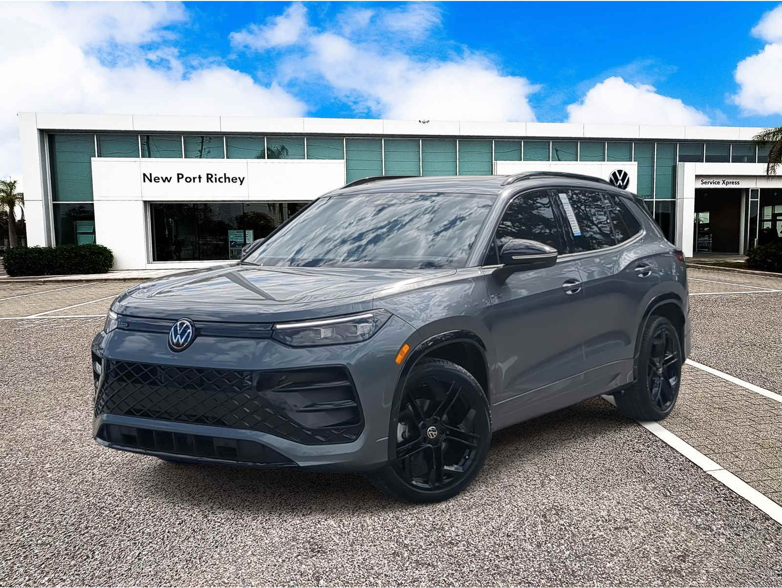 2026 Volkswagen Tiguan SE R-LINE BLACK