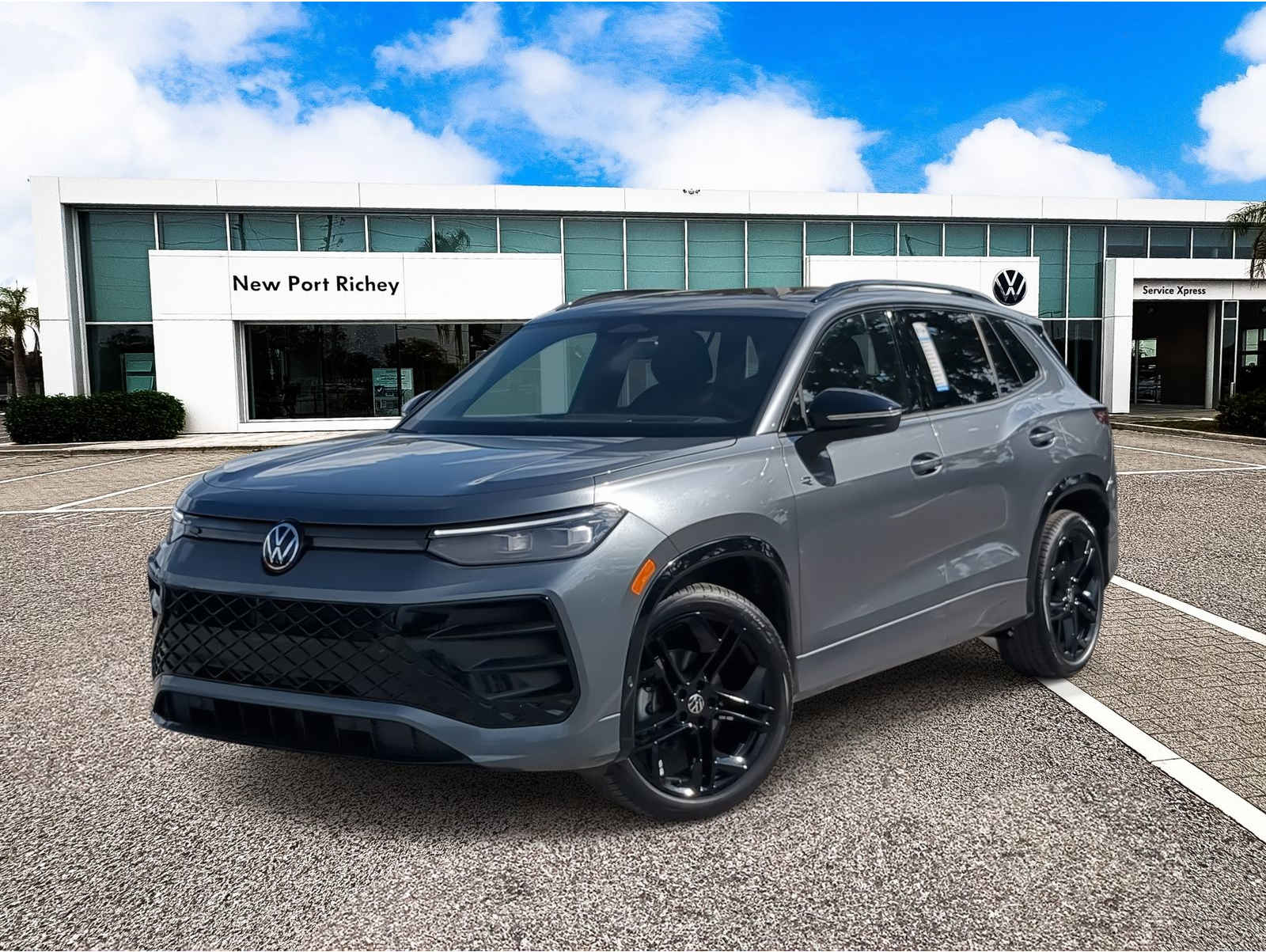2026 Volkswagen Tiguan SE R-LINE BLACK