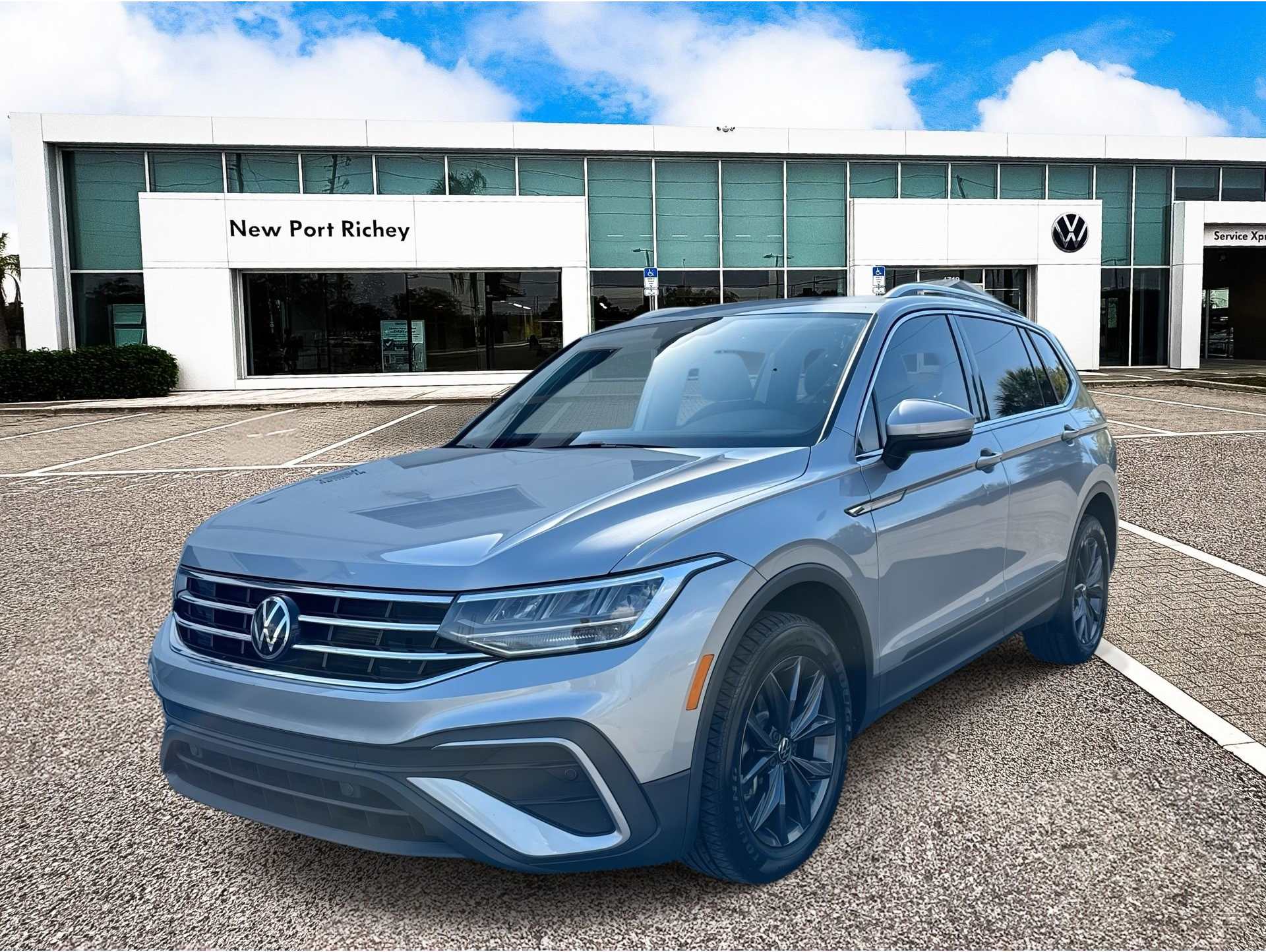 2023 Volkswagen Tiguan SE