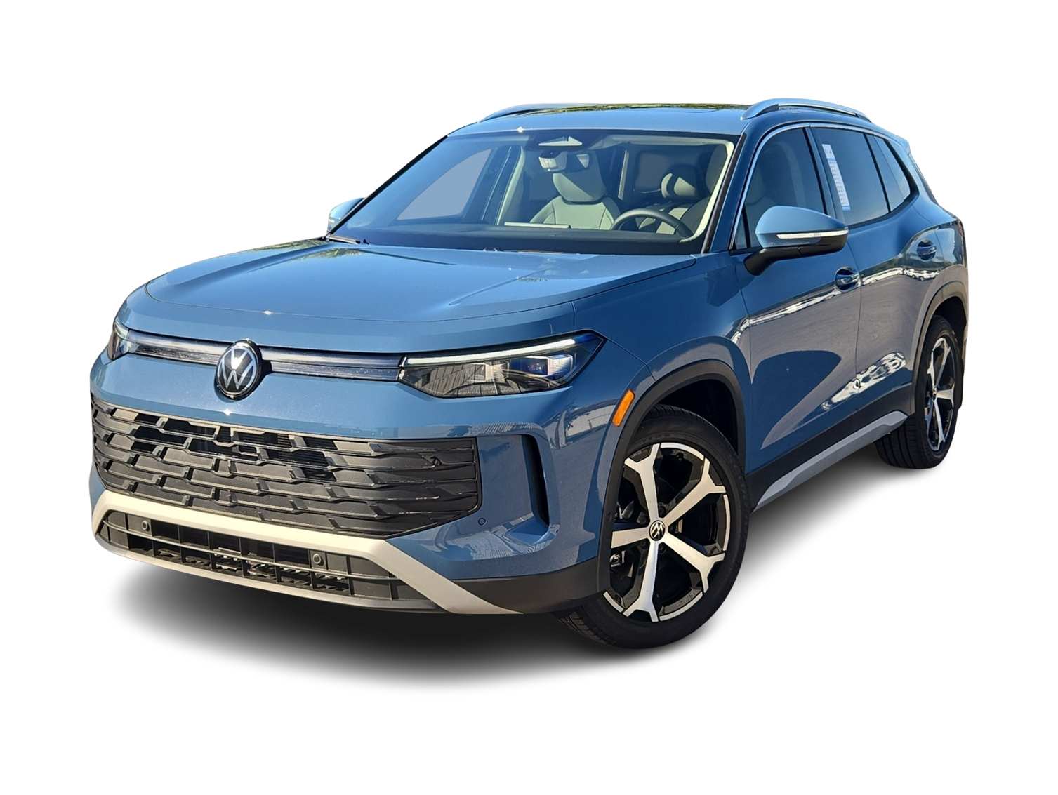 Thumbnail: 2025 Volkswagen Tiguan - 1