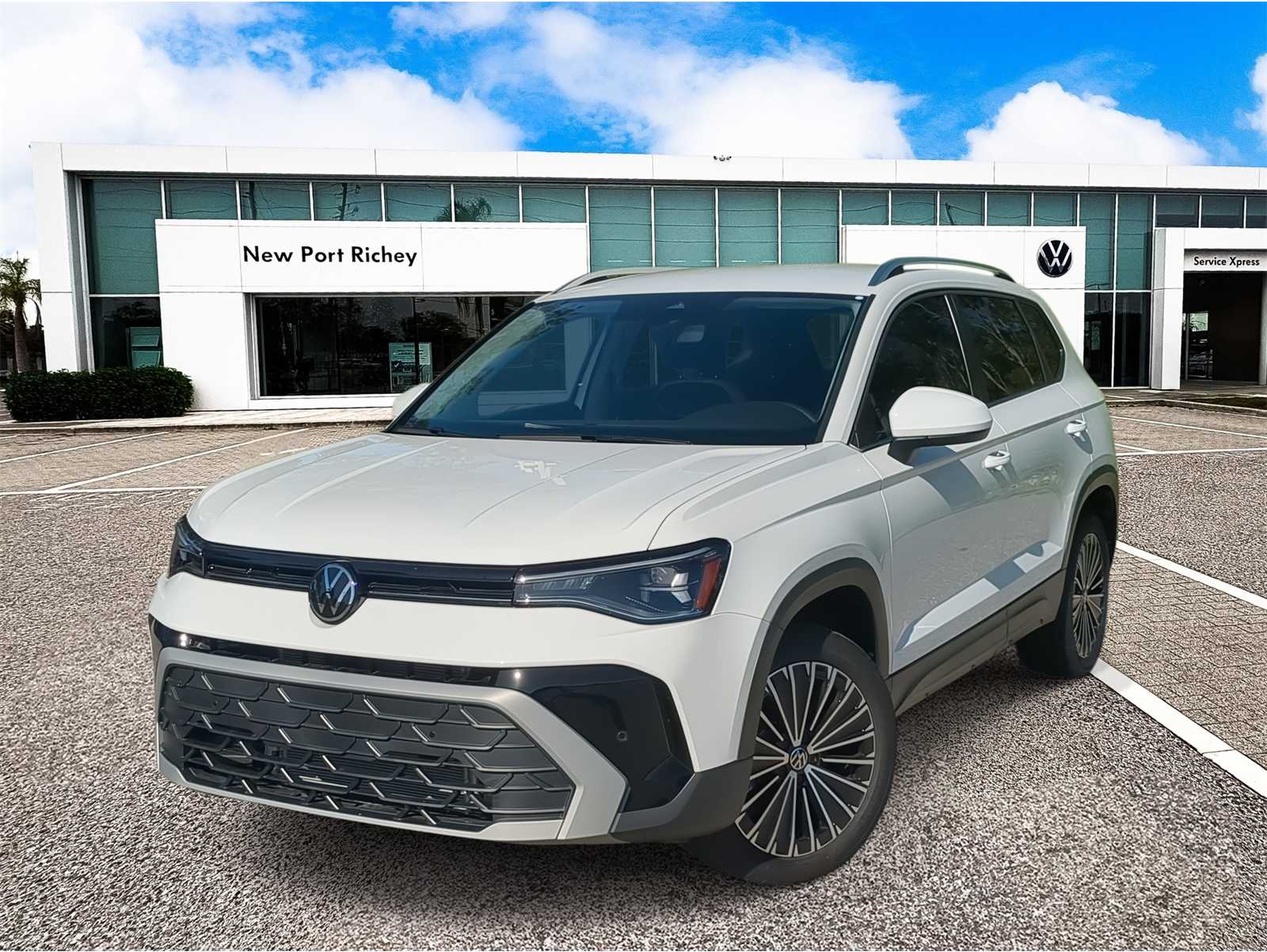2025 Volkswagen Taos SE's photo