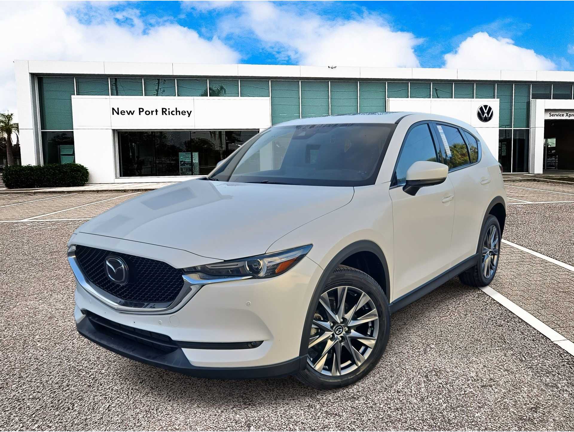 2021 Mazda CX-5 Signature's photo