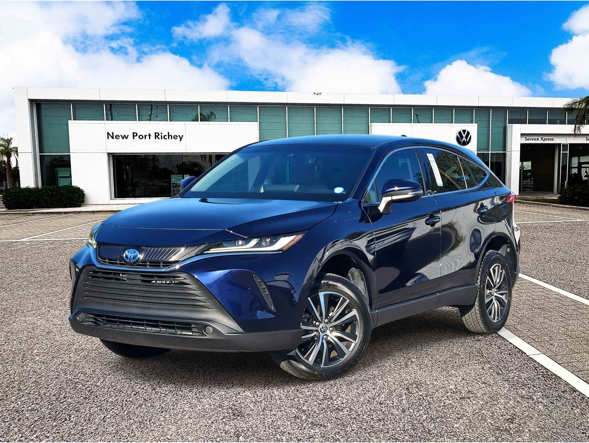 2023 Toyota Venza LE