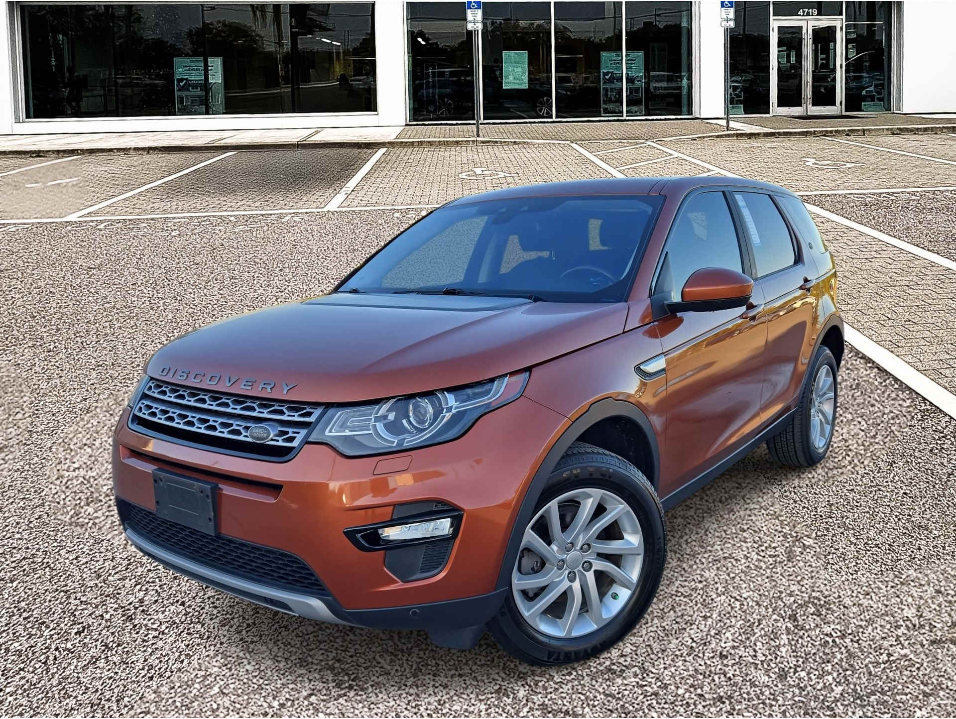 2018 Land Rover Discovery Sport HSE's photo