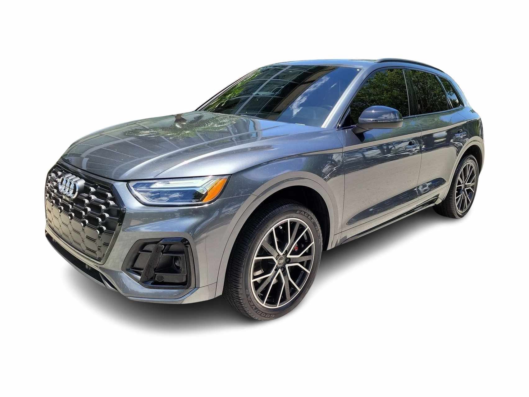 Thumbnail: 2023 Audi SQ5 - 1