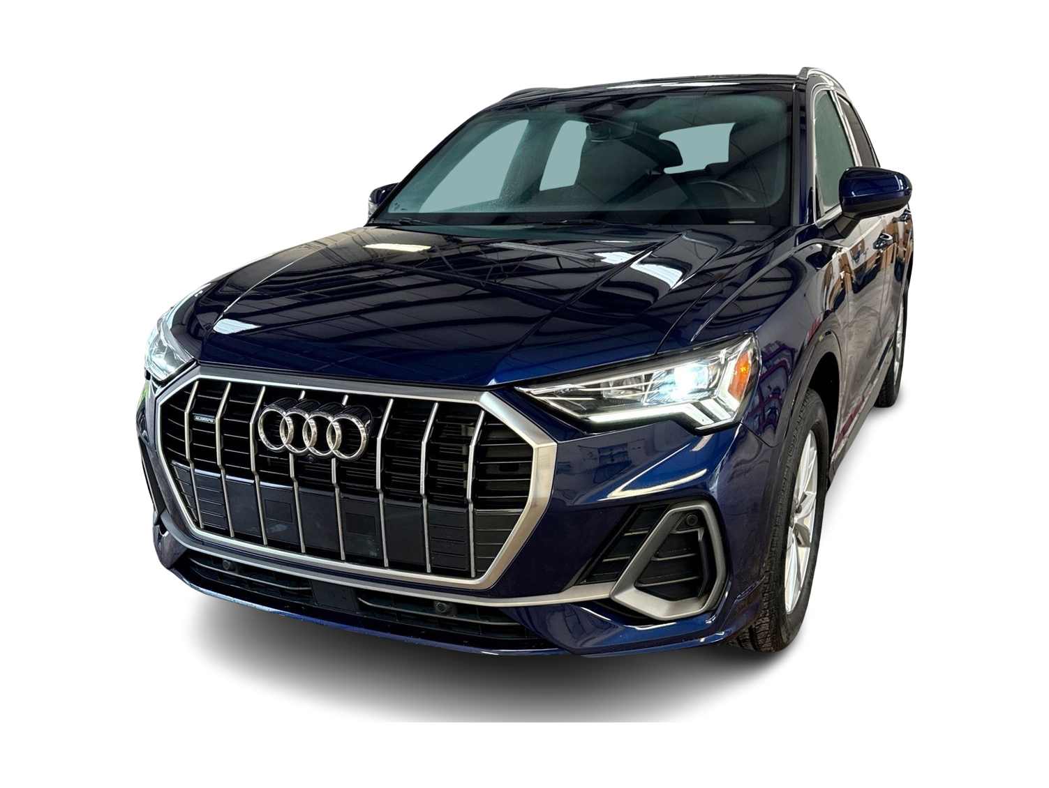 Thumbnail: 2023 Audi Q3 - 1