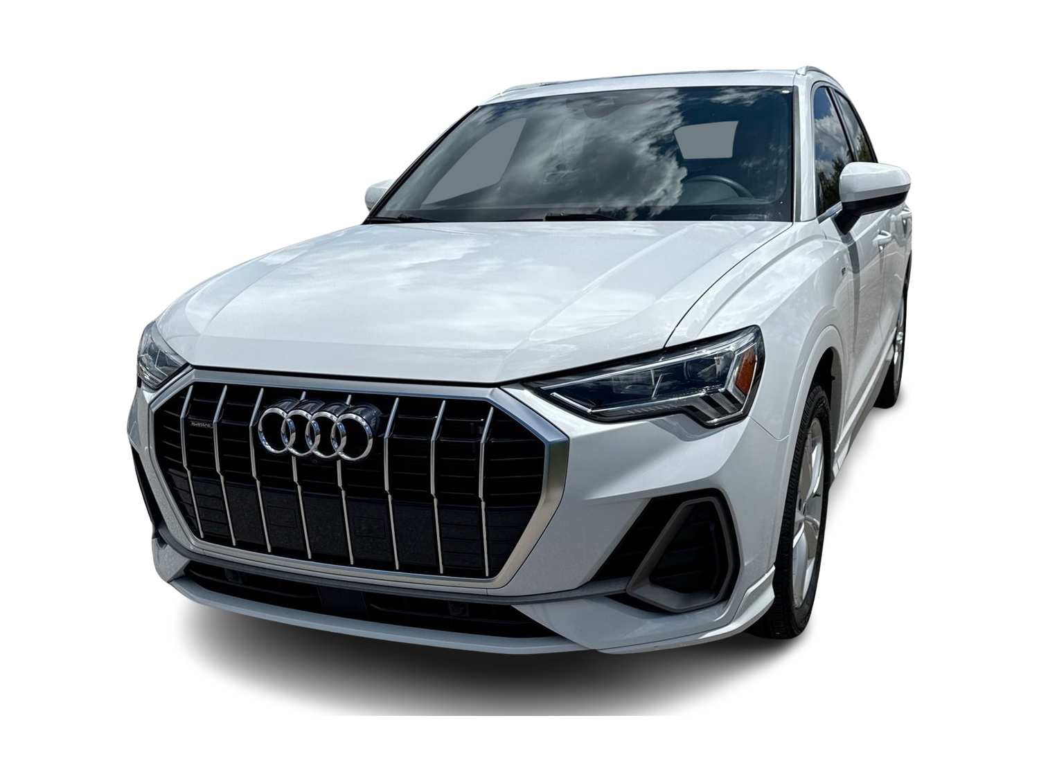Thumbnail: 2023 Audi Q3 - 1