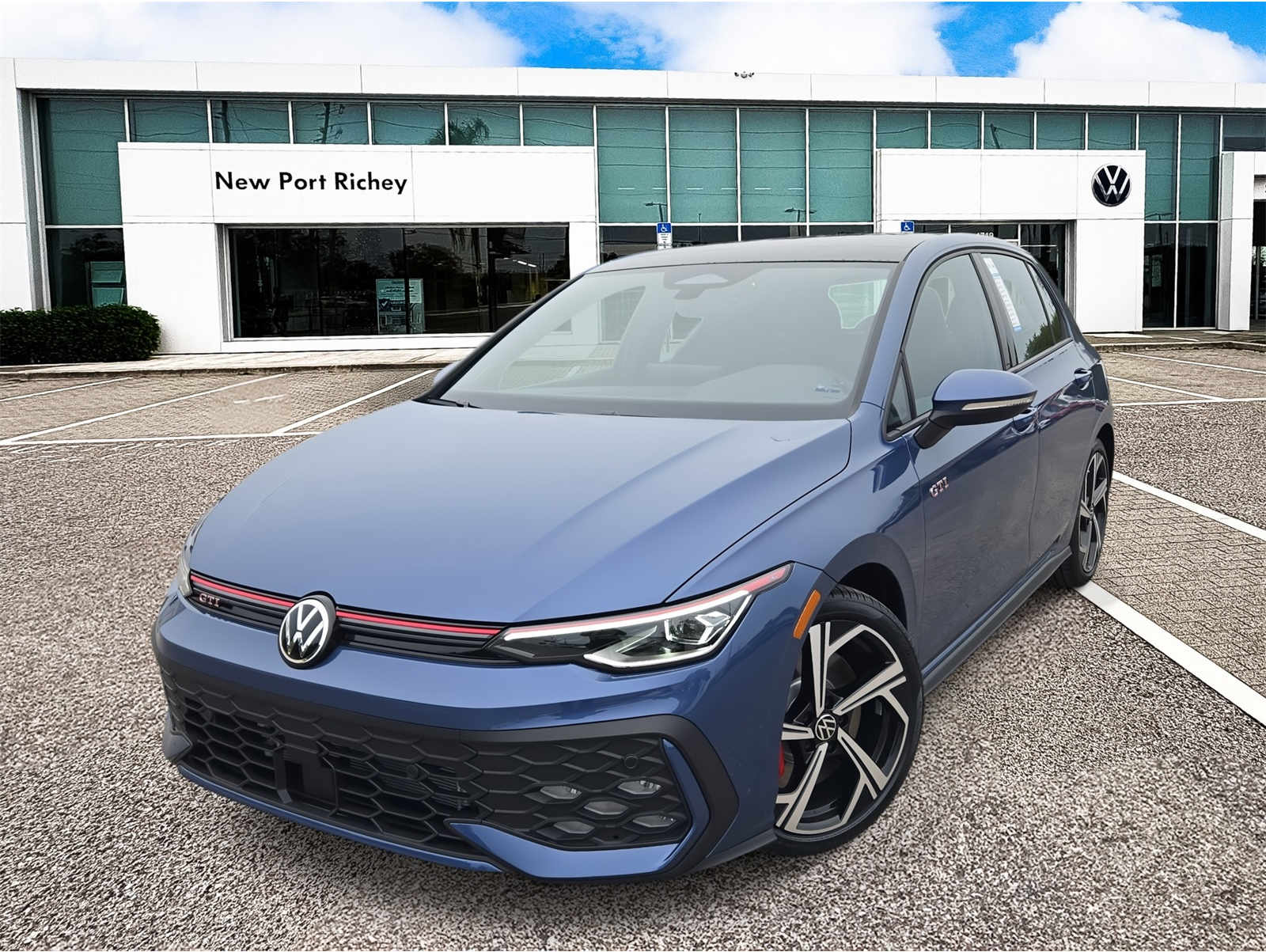 2026 Volkswagen Golf GTI SE's photo