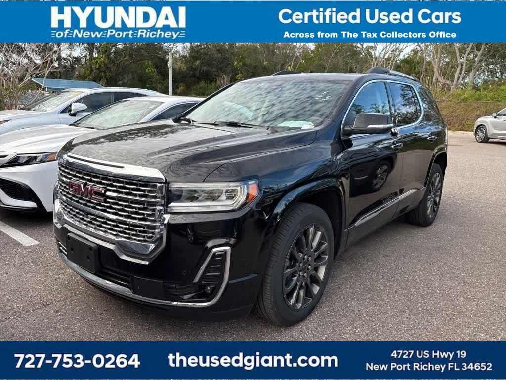 2023 GMC Acadia Denali's photo