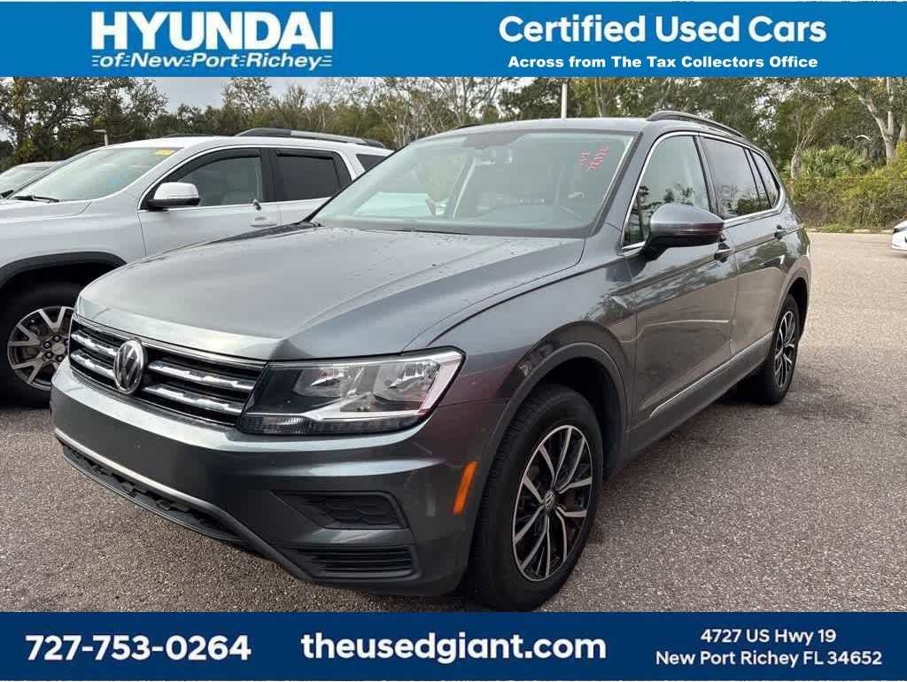 2021 Volkswagen Tiguan SE's photo