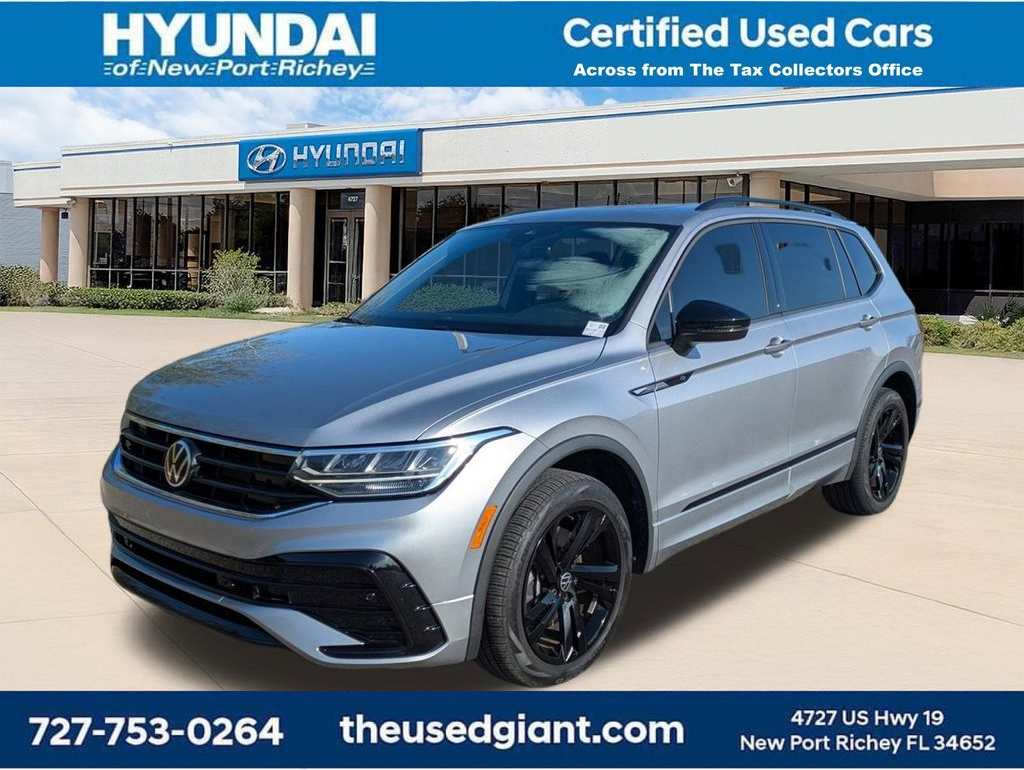 2023 Volkswagen Tiguan SE R-LINE BLACK
