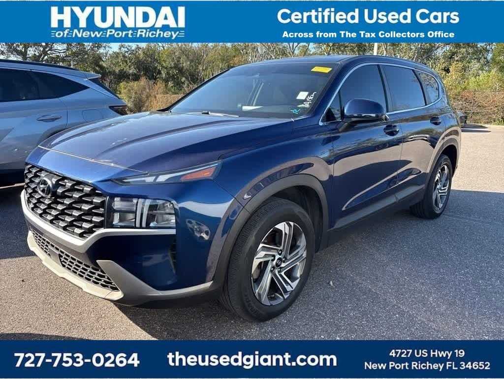 2021 Hyundai Santa Fe SE's photo