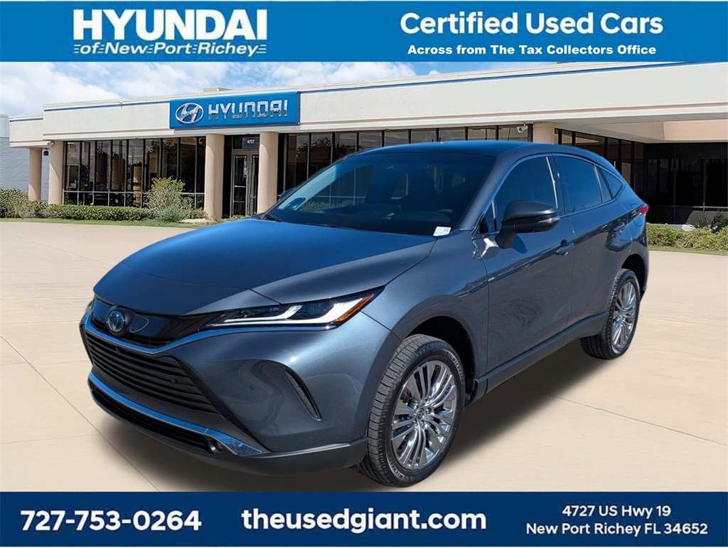 2024 Toyota Venza Limited's photo