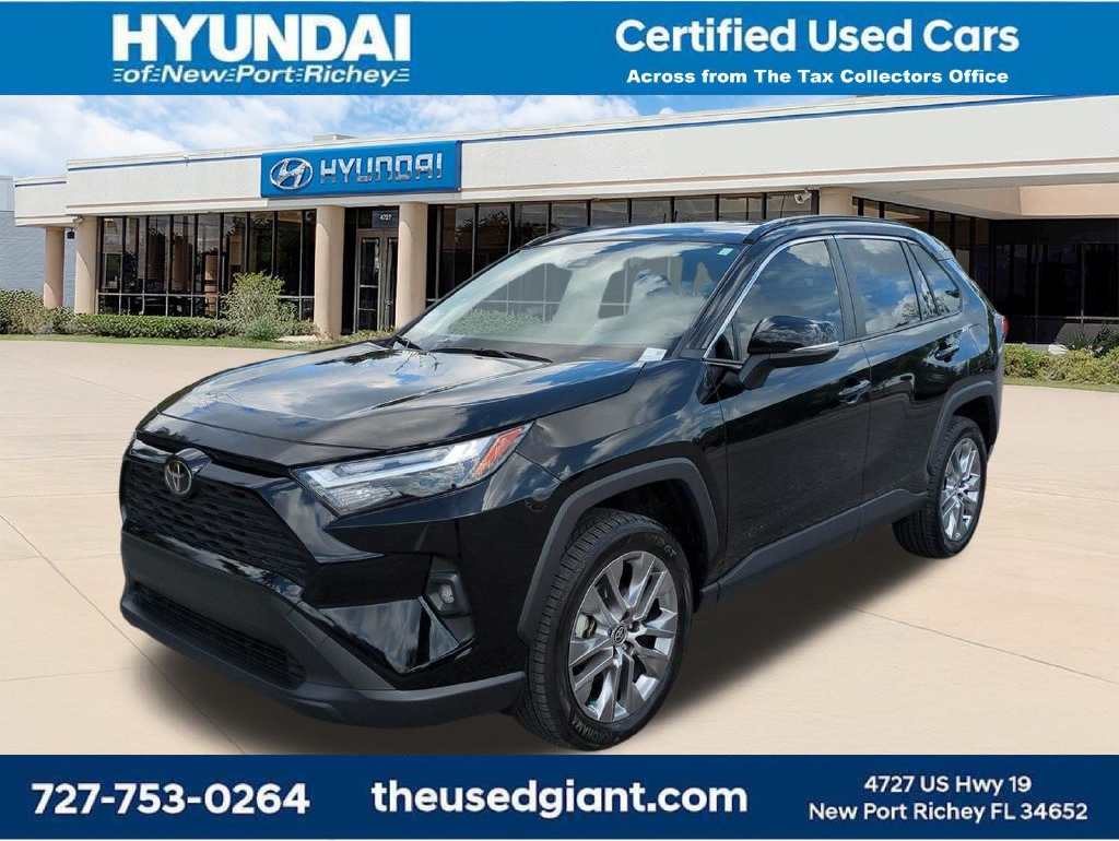 2023 Toyota RAV4 XLE Premium