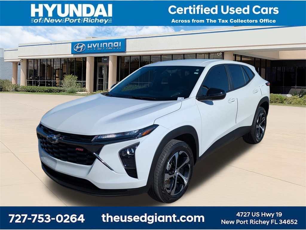 2024 Chevrolet Trax RS's photo