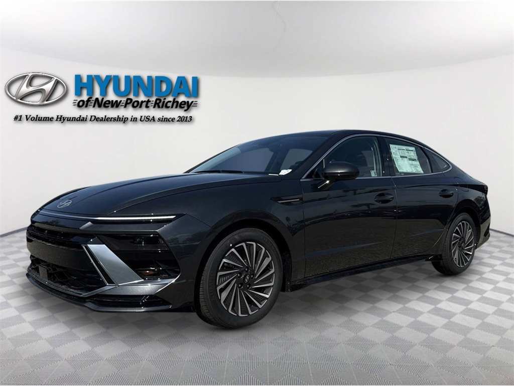 2025 Hyundai Sonata Hybrid SEL's photo