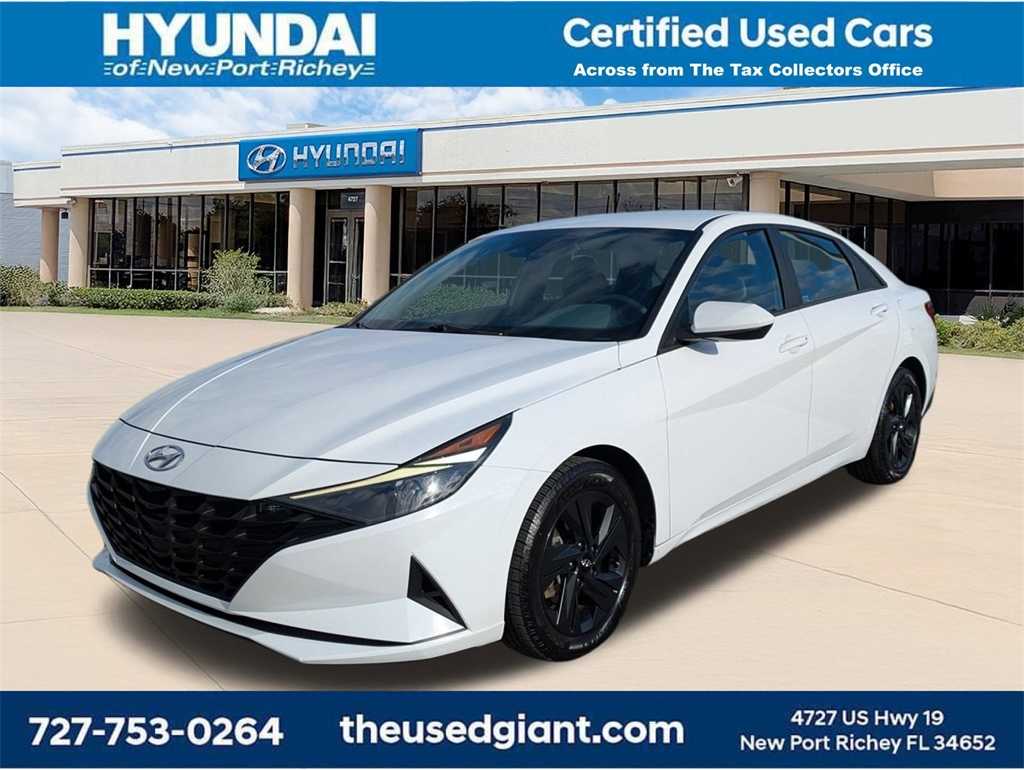 2023 Hyundai Elantra Blue's photo