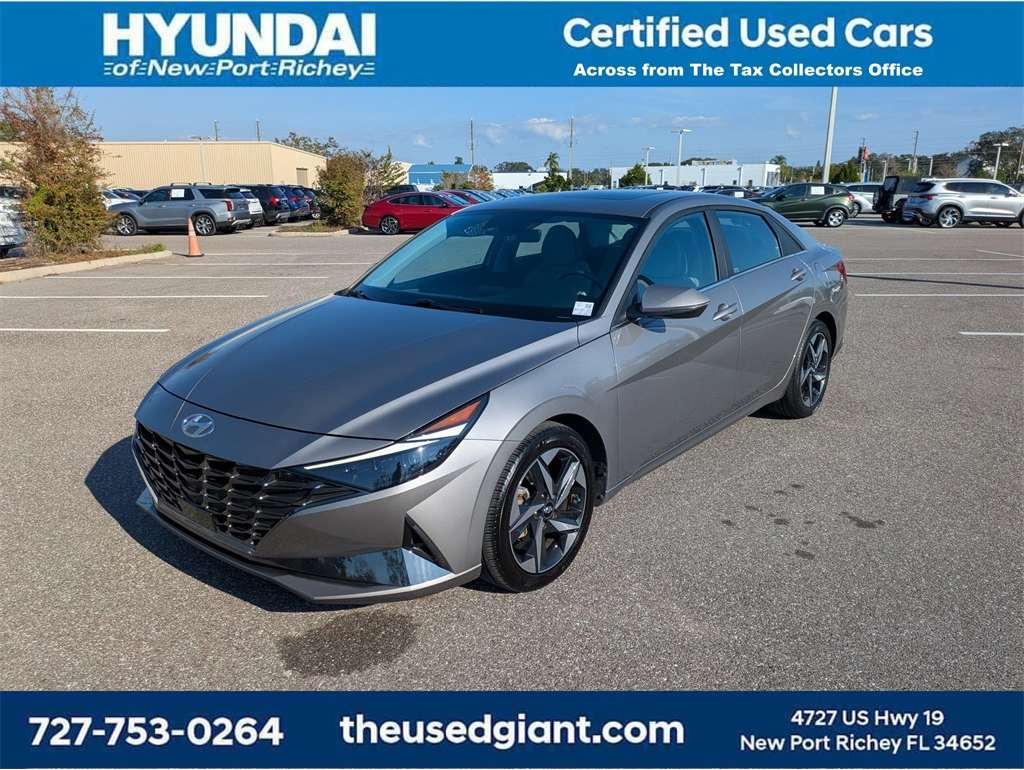 2023 Hyundai Elantra Limited's photo