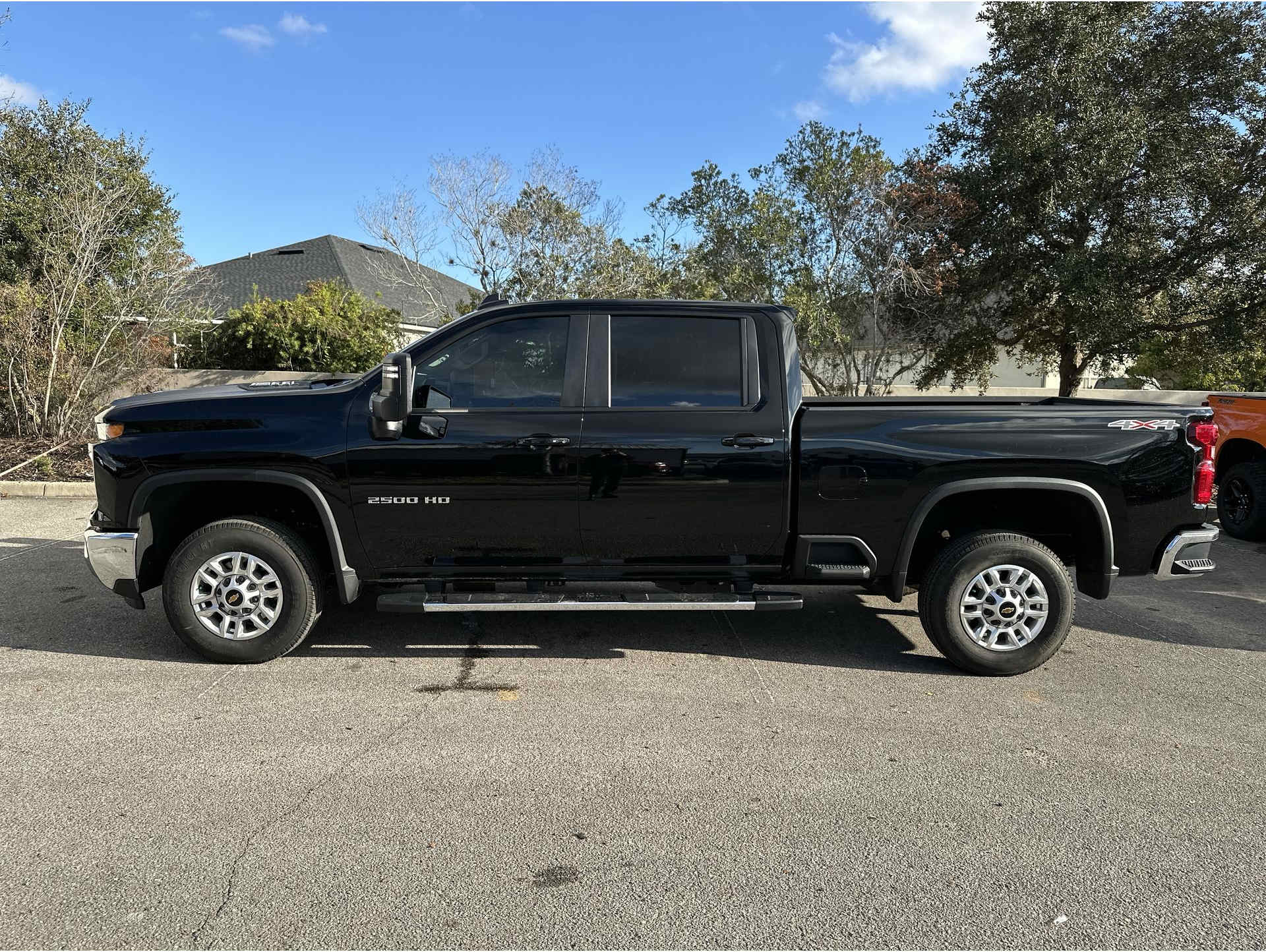 2026 Chevrolet Silverado HD LT's photo
