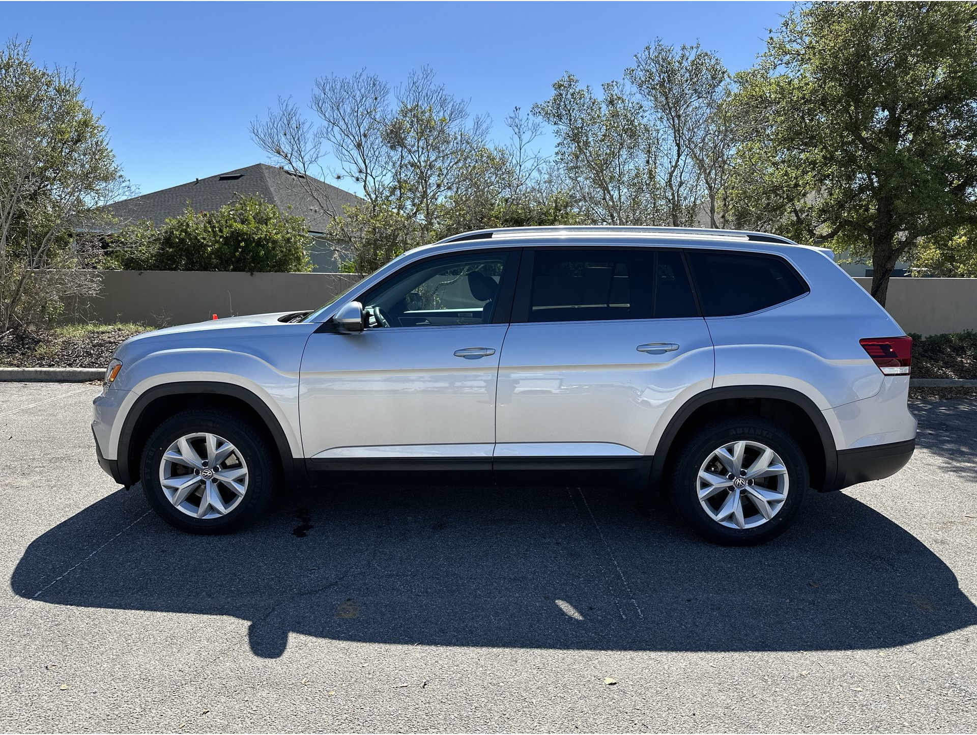 2019 Volkswagen Atlas SE