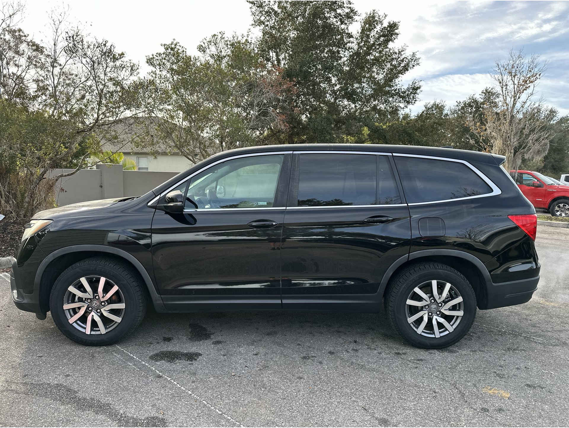 2020 Honda Pilot EX-L's photo