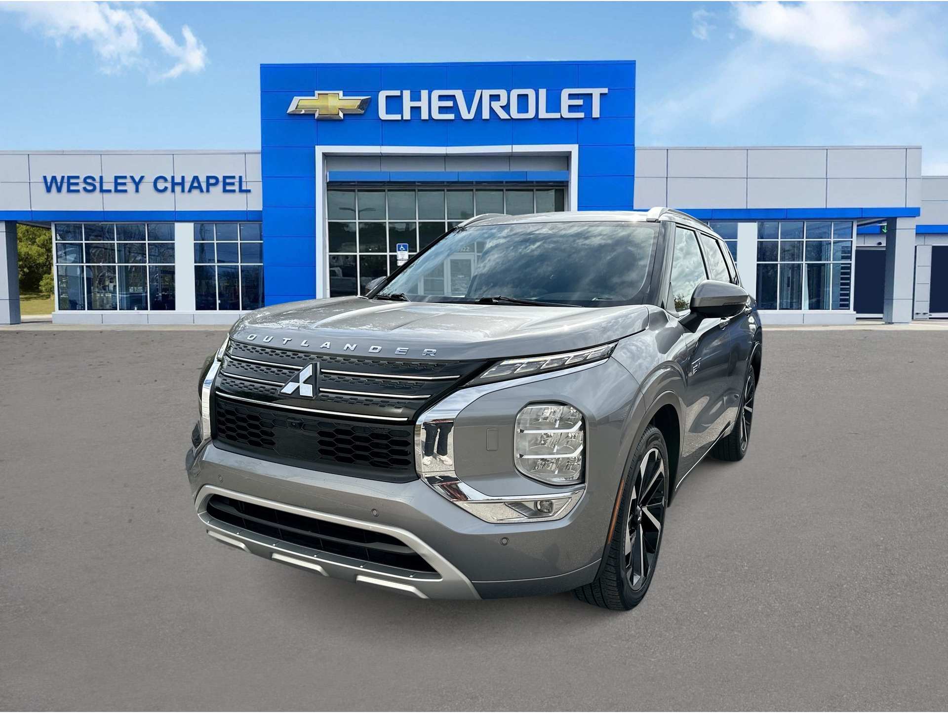 2023 Mitsubishi Outlander Plug-In Hybrid SEL's photo