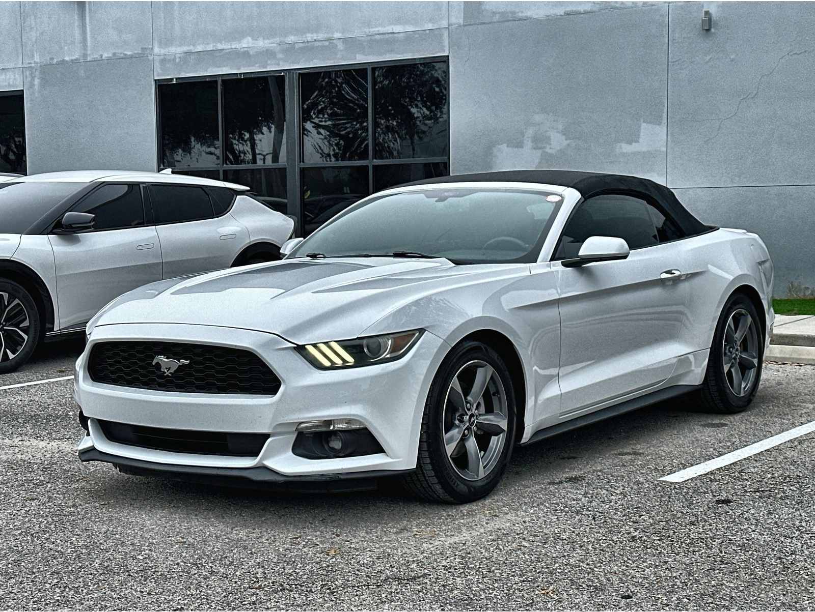 2015 Ford Mustang V6's photo