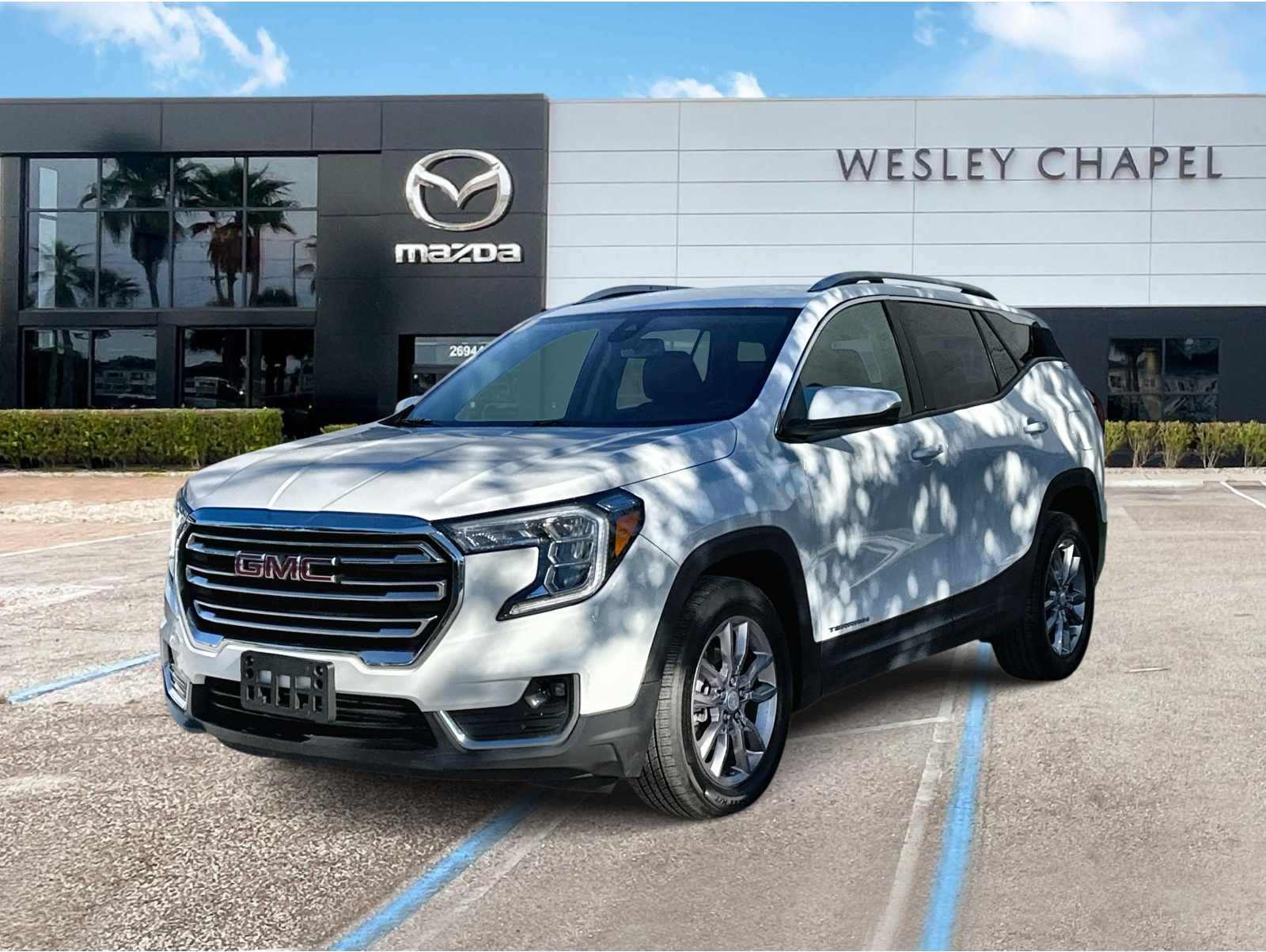 2023 GMC Terrain SLT's photo