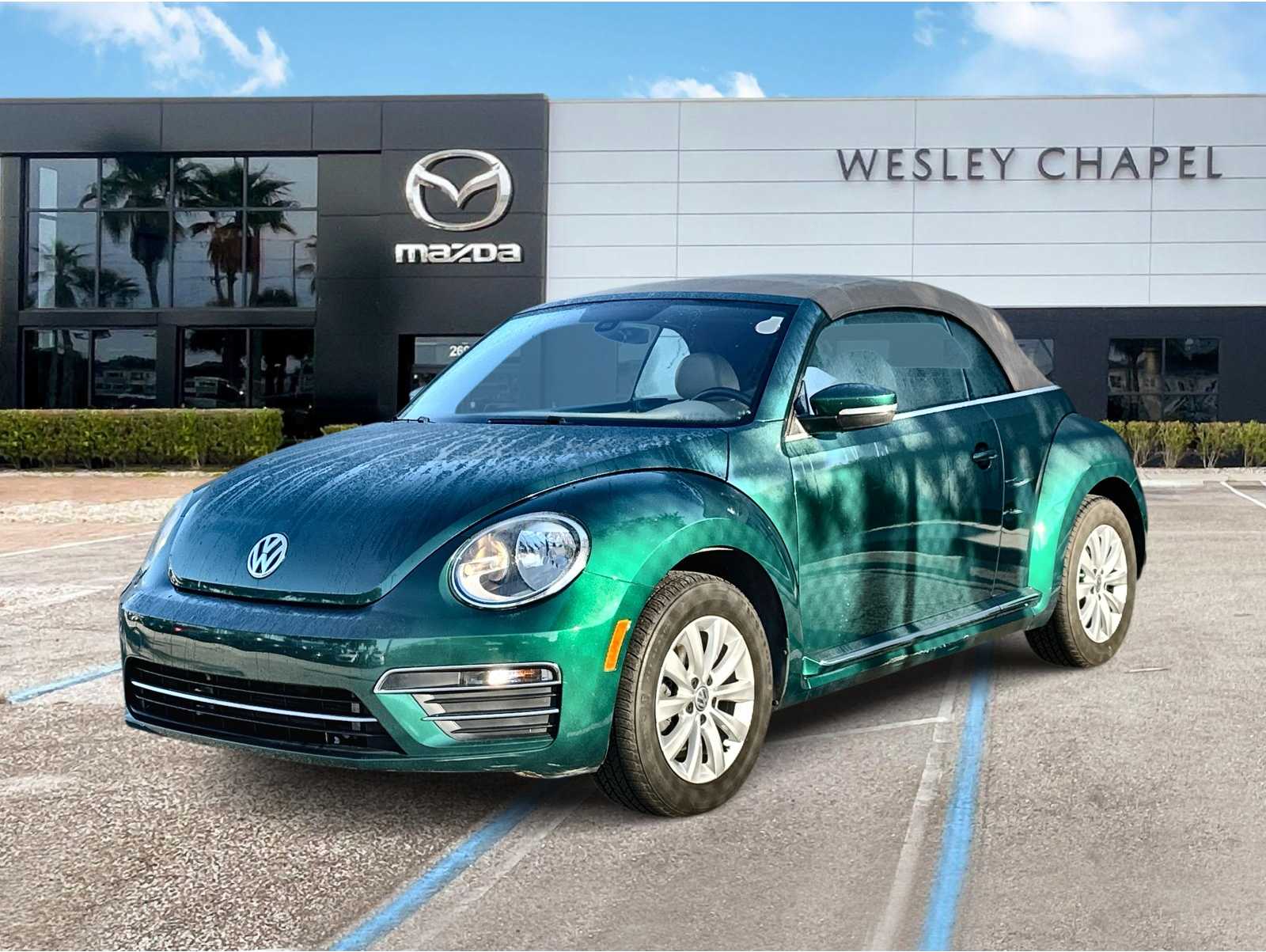 2017 Volkswagen Beetle S's photo