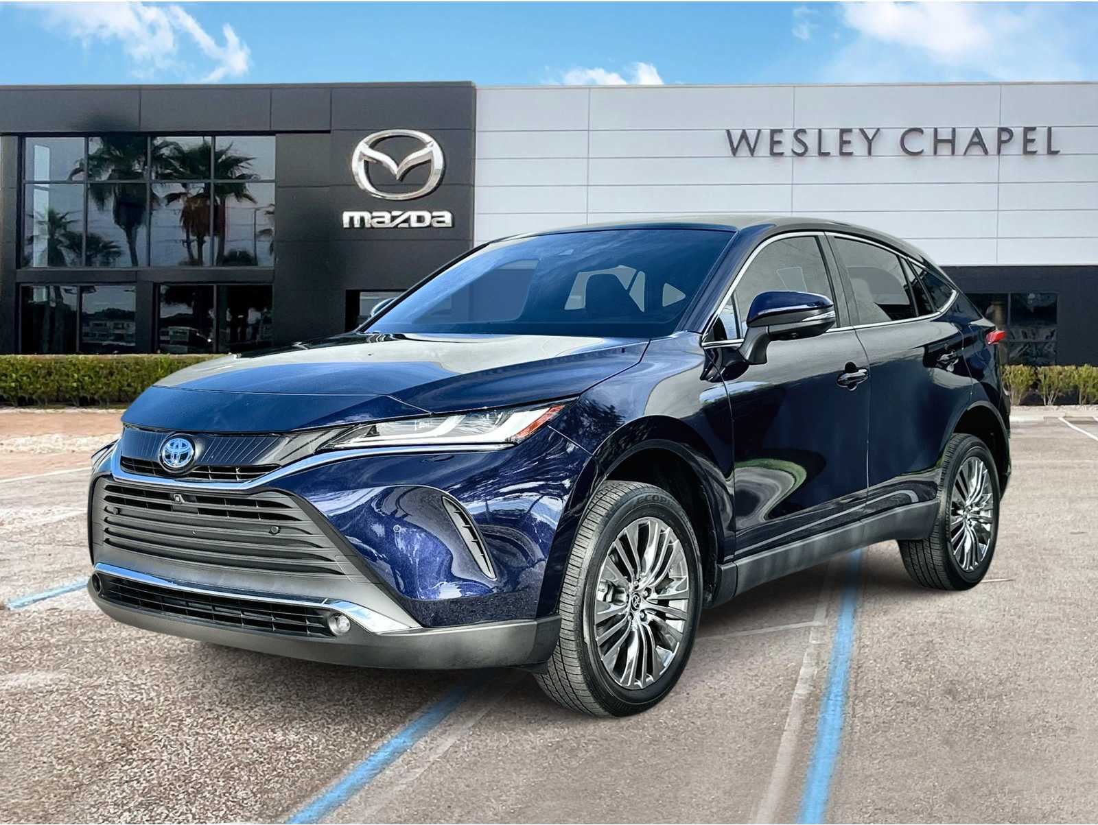 2024 Toyota Venza Limited's photo