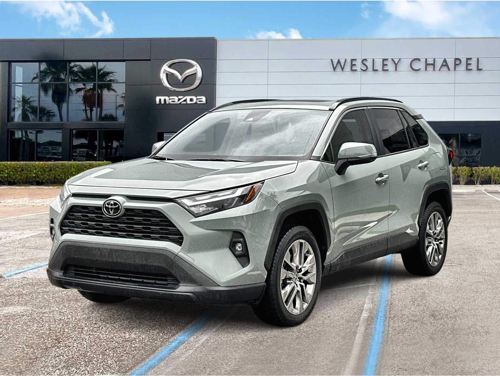 2023 Toyota RAV4 XLE Premium