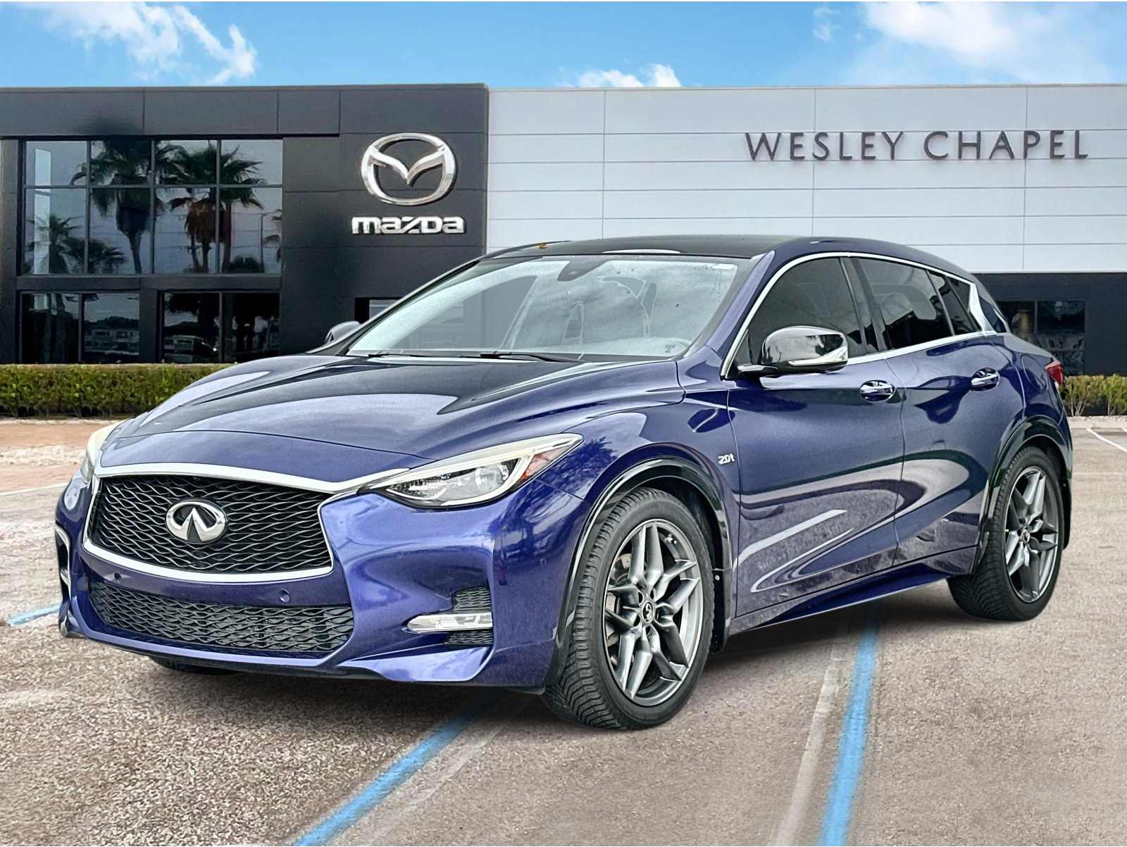 2018 INFINITI QX30 Sport