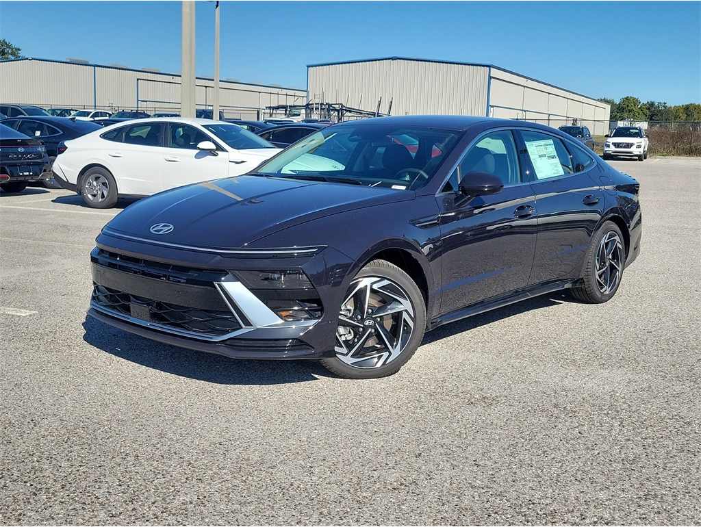 2026 Hyundai Sonata SEL's photo
