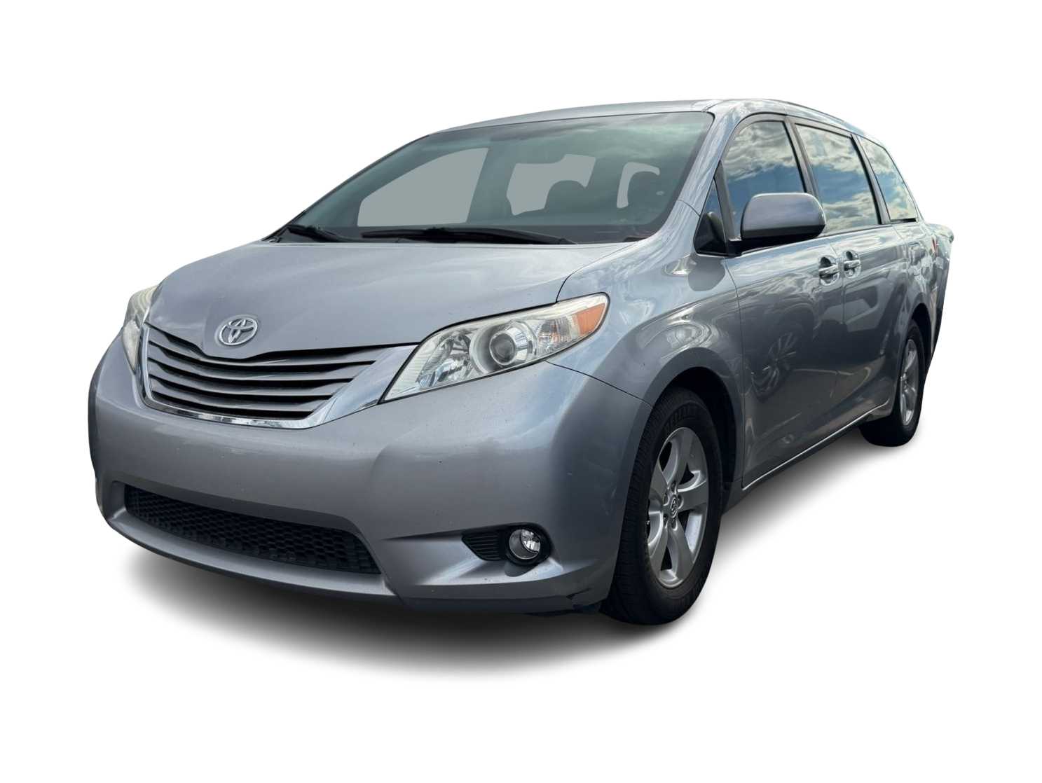 Thumbnail: 2017 Toyota Sienna - 1