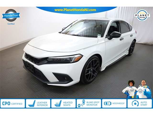 2022 Honda Civic Hatchback Sport Touring's photo