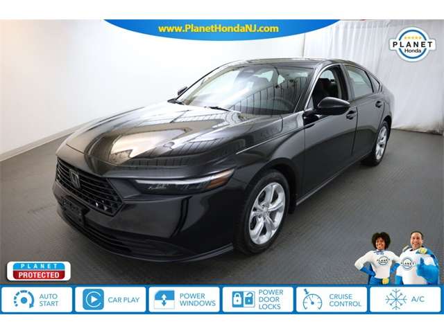 2024 Honda Accord LX's photo