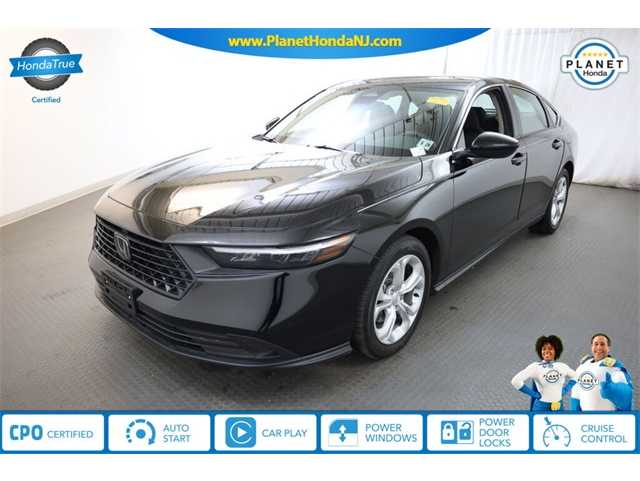 2024 Honda Accord LX's photo