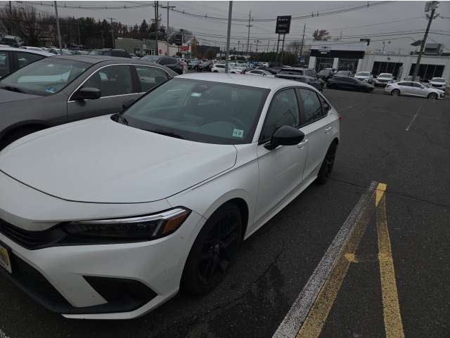 2022 Honda Civic Sport's photo