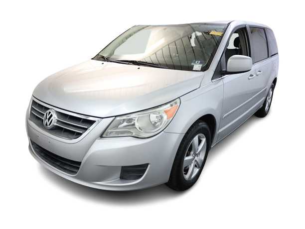 2010 Volkswagen Routan SE -
                West Union, NJ