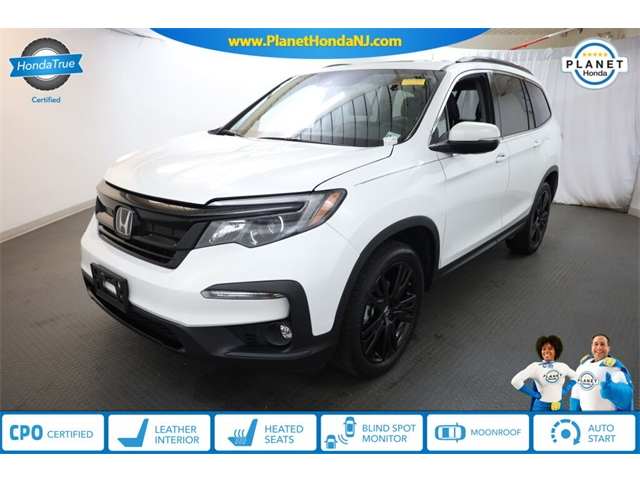 2022 Honda Pilot SE's photo