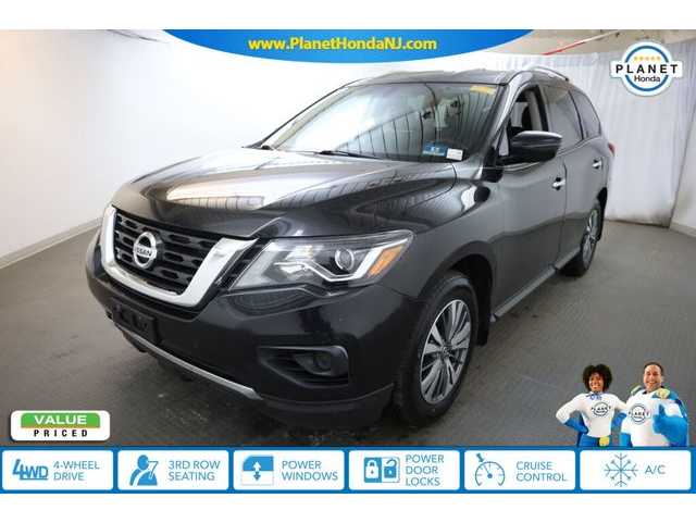 2020 Nissan Pathfinder S