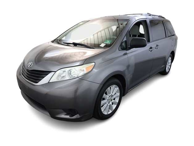 2011 Toyota Sienna LE -
                West Union, NJ