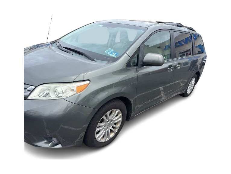 2012 Toyota Sienna XLE -
                  West Union, NJ