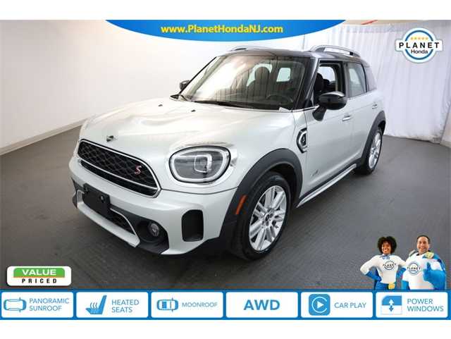 2023 MINI Countryman S's photo