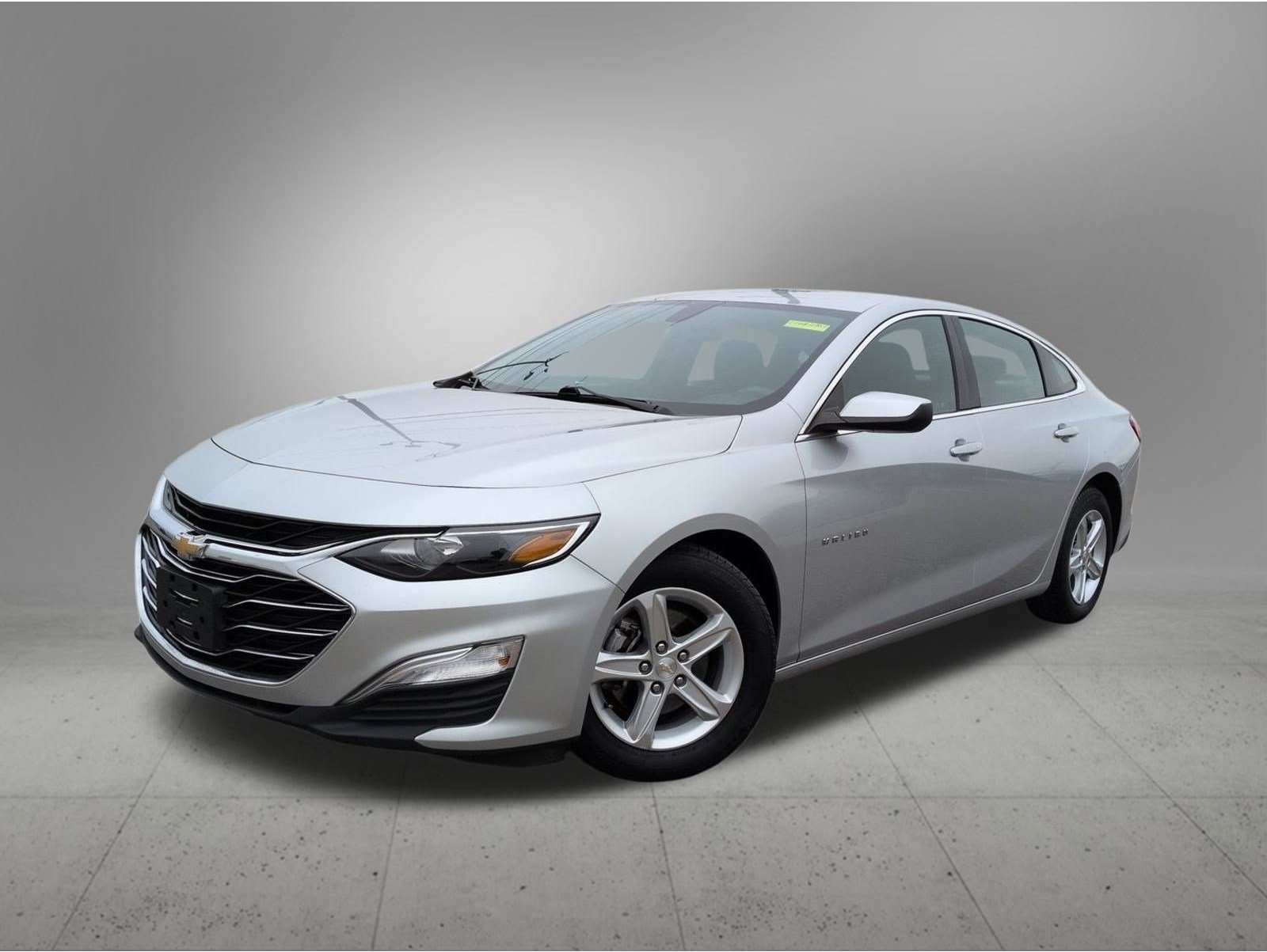 2020 Chevrolet Malibu's photo